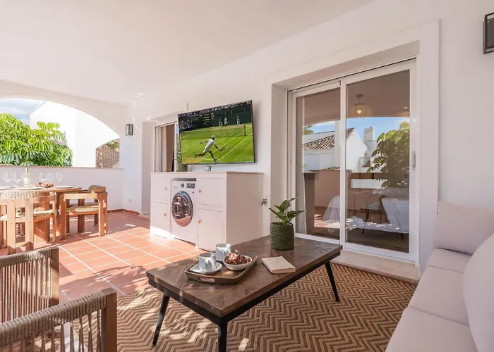 2 Private Terraces 10 Min Puerto Banus Pool *