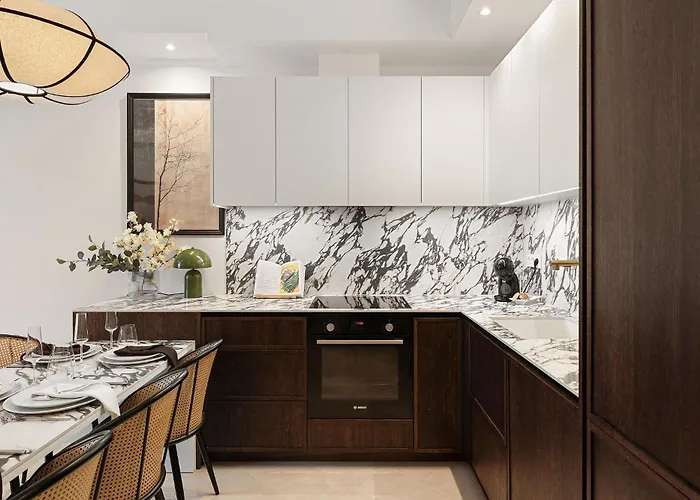 2 Private Terraces 10 Min Puerto Banus Pool