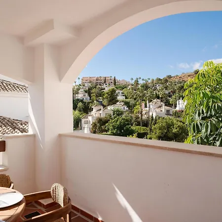 Apartment 2 Private Terraces 10 Min Puerto Banus Pool